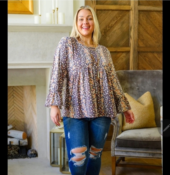 🍂🍁Nwot Boutique 1x floral top - Picture 1 of 4